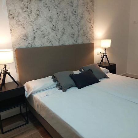 Paiporta Hostal Garden Rous מראה חיצוני תמונה