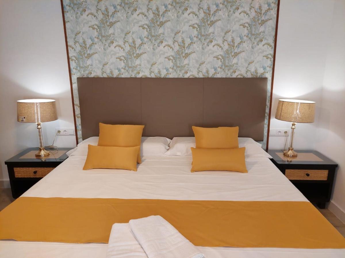 Paiporta Hostal Garden Rous מראה חיצוני תמונה