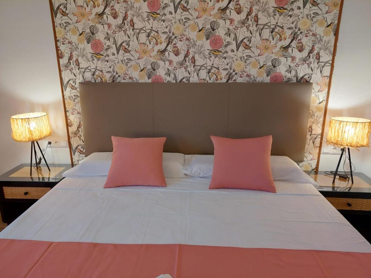 Paiporta Hostal Garden Rous מראה חיצוני תמונה