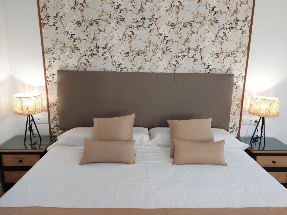 Paiporta Hostal Garden Rous מראה חיצוני תמונה