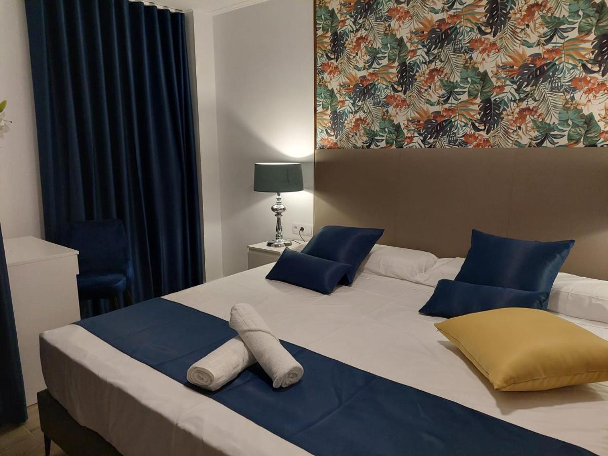 Paiporta Hostal Garden Rous מראה חיצוני תמונה