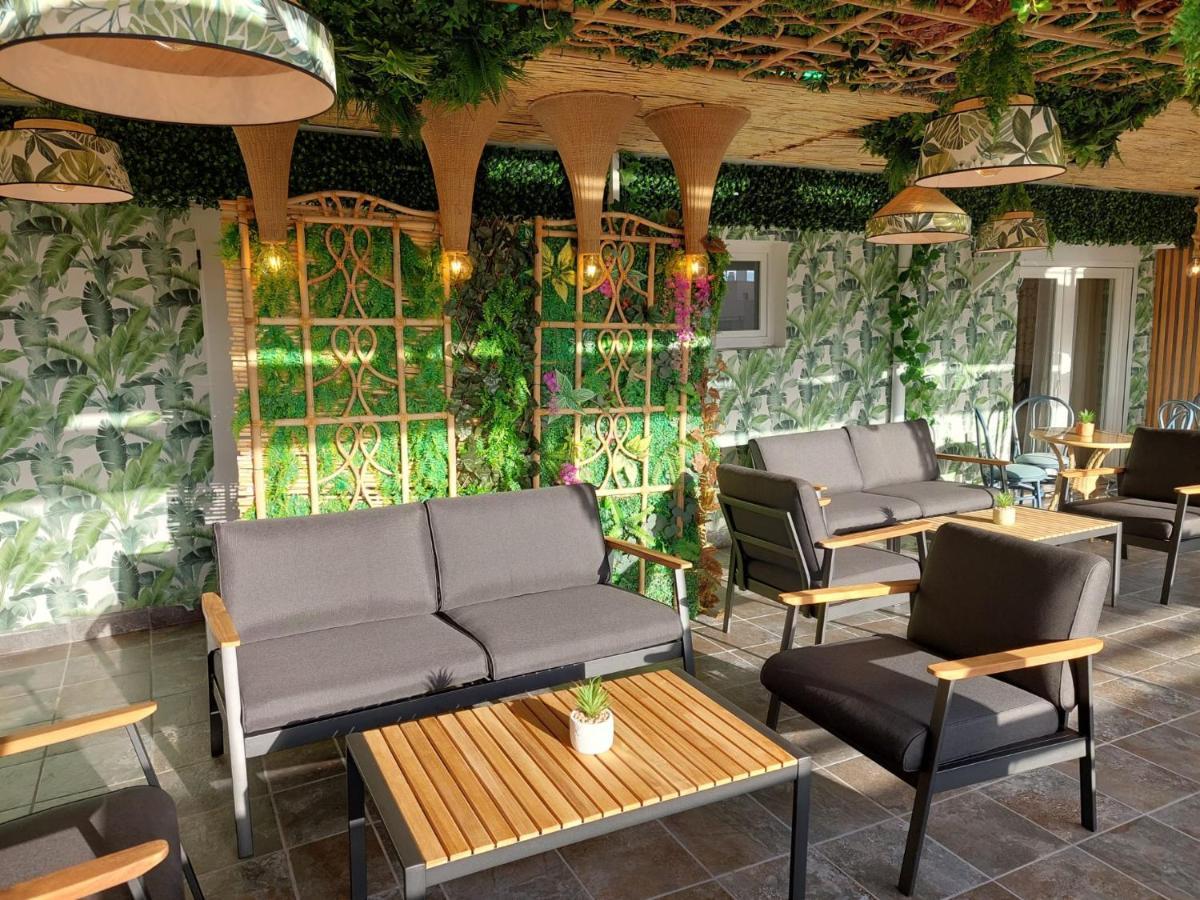 Paiporta Hostal Garden Rous מראה חיצוני תמונה