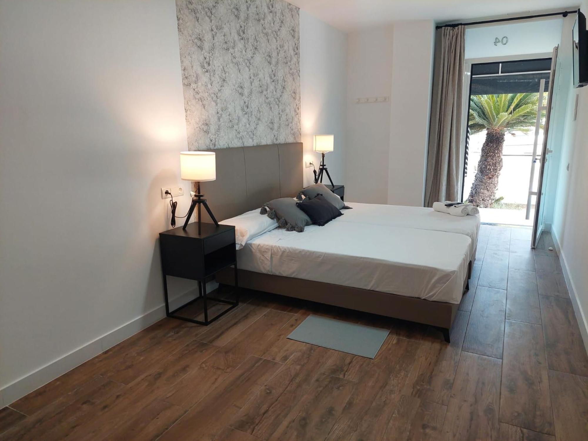 Paiporta Hostal Garden Rous מראה חיצוני תמונה